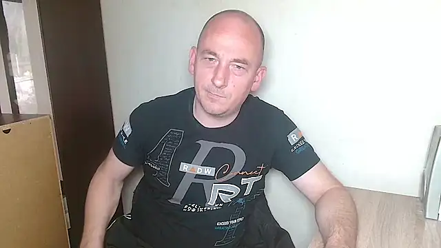 Johan___Barker Live XXX Chat