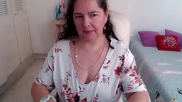 leonela_69 élő XXX-chatje