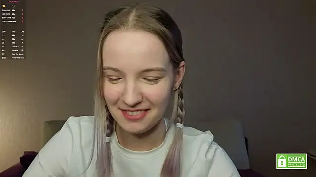 HongTomczak élő XXX-chatje