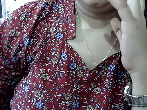 Cute_AliyaaのライブXXXチャット