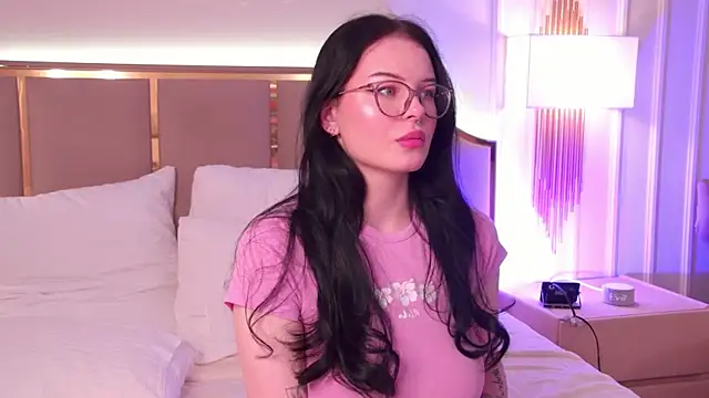 CindyMil: απευθείας συνομιλία ΧΧΧ