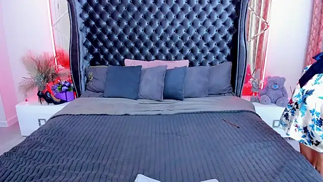 Rebecca_Diamond – Naživo XXX chat