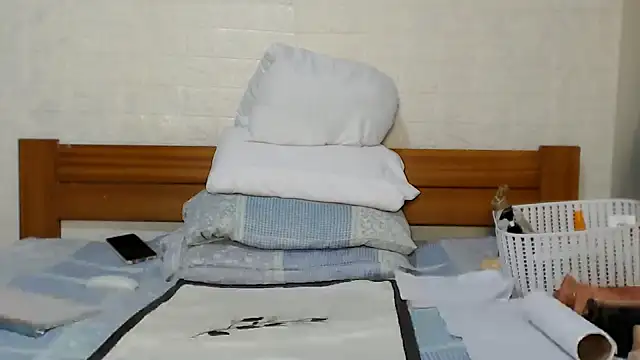 awild_kitten's Webcam Show