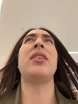 Holly_Play – Live XXX-chat