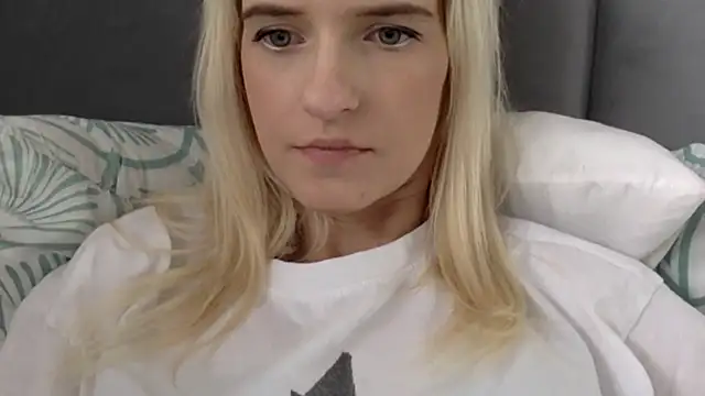 NovaFlirt élő XXX-chatje