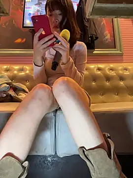 Онлайн чат XXX littleqiu