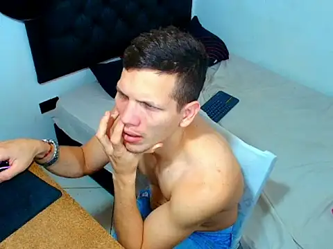 Živý XXX chat kevinkewman