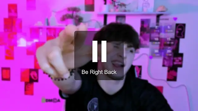 travis_wolf_ Live XXX-chat