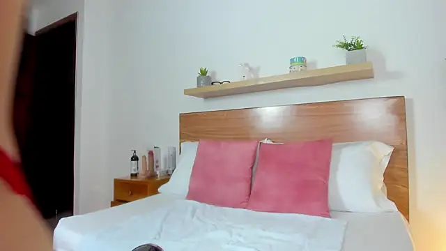 دردشة valeryn__rosse الجنسية المباشرة