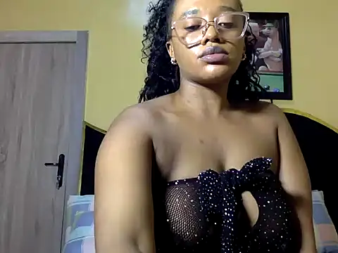 XXX chat uživo modela BOOTY_BANGERxxx