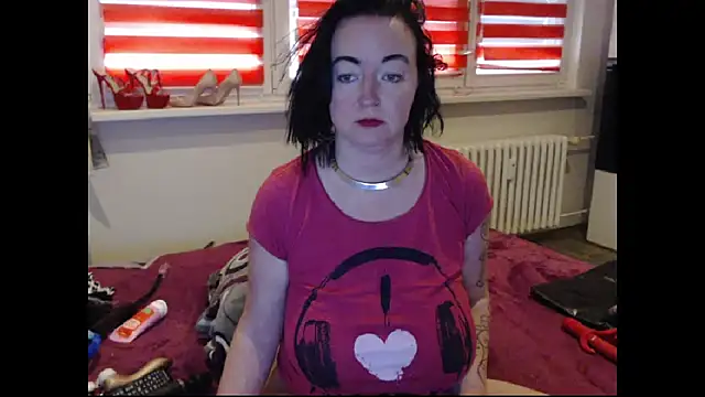 XXX chat uživo modela Alexie33