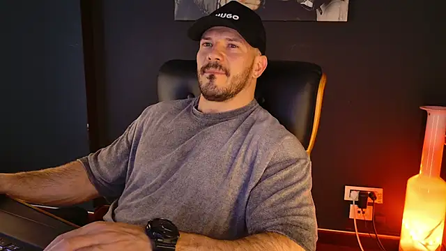 Онлайн чат XXX AngeloEric