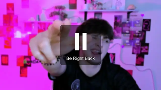 travis_wolf_ Chat XXX live