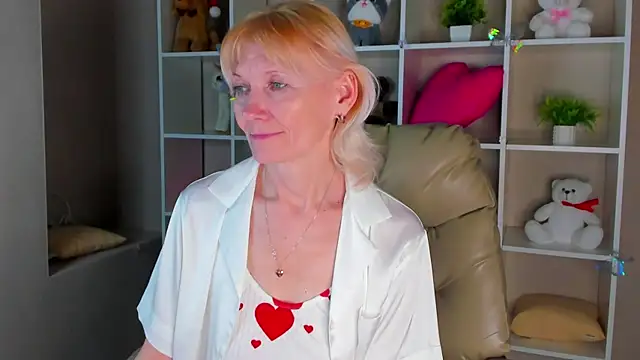 Julie_Lucas' Live XXX Chat