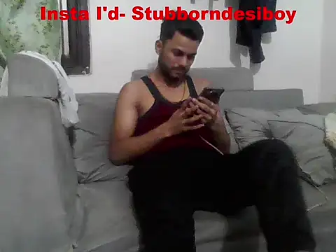 Chatroom XXX en direct de Stubborndesiboy