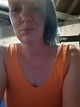 DeziBaby1087's Webcam Show