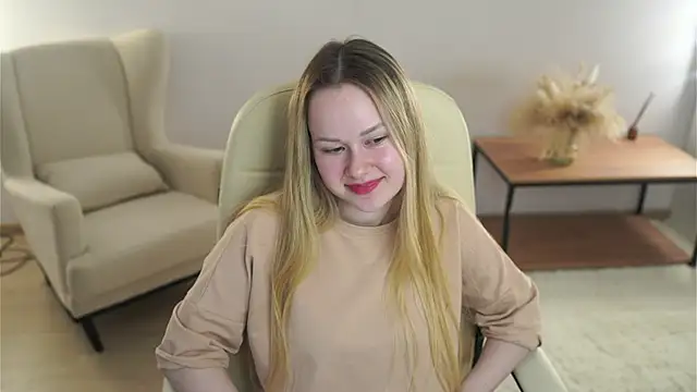 StellaLy Chat XXX live