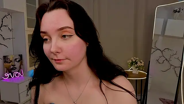 KaraNeagle's Live XXX Chat