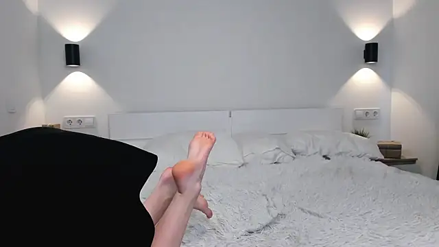 EIanorPuglia – webcam-show