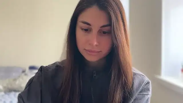 LiluMartiznir Chat XXX live