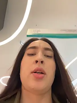 Chat XXX en directo de Holly_Play