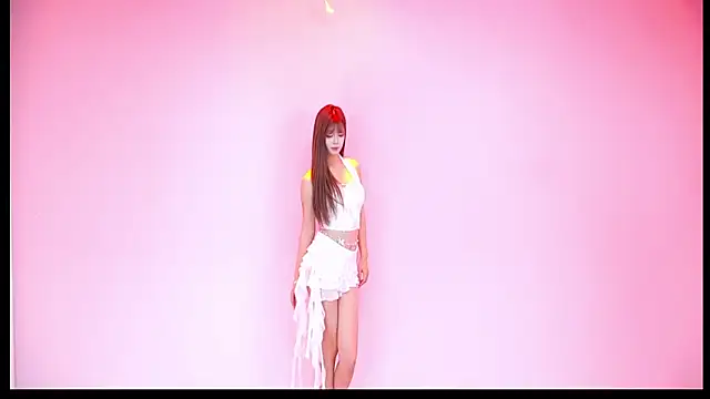 DX-003's Live XXX Chat