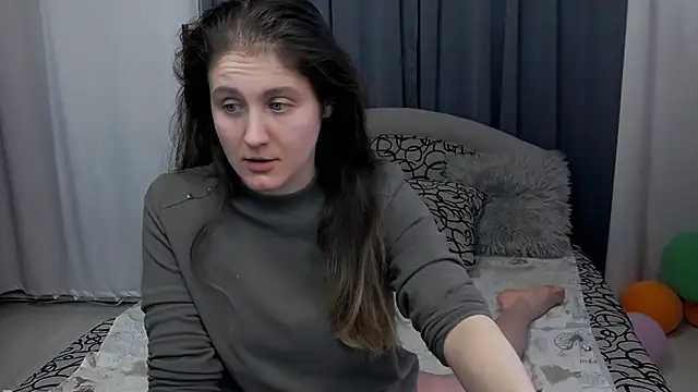 Holliy_Cooper Chat XXX in diretta