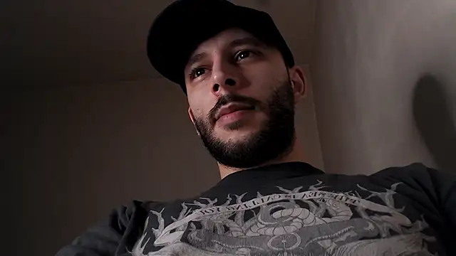 henryaxe Chat XXX live