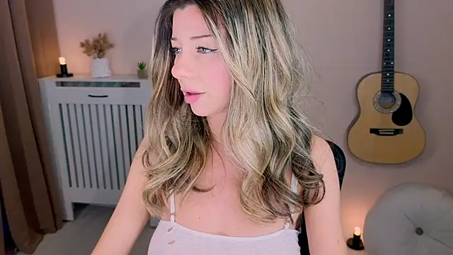 Chatroom XXX en direct de Lenamuti25