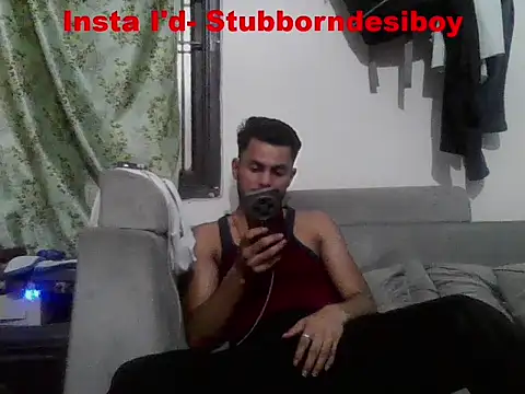 Chat +18 de Stubborndesiboy ao vivo