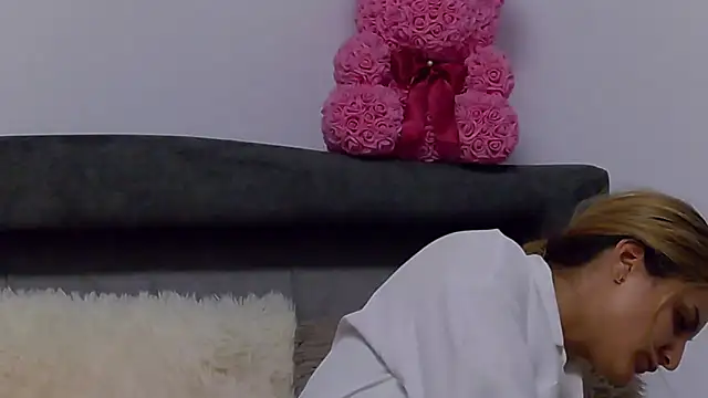 NicolePlay: απευθείας συνομιλία ΧΧΧ