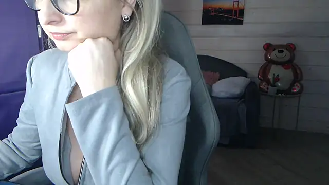 RubiLakros' Live XXX Chat