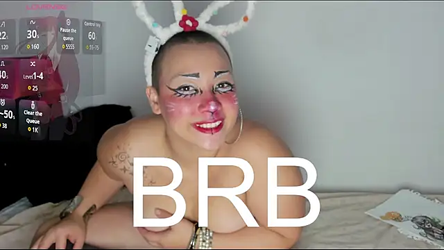 Chat +18 de Cherry_vald ao vivo