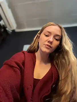 Živý XXX chat MilaMoone