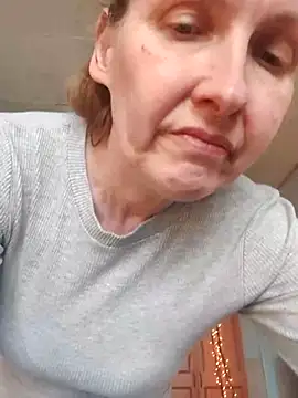 Chat XXX en directo de Evelina_cute