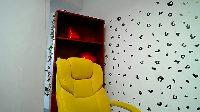 Онлайн чат XXX Nionelly