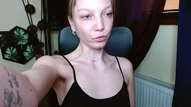 EmillyPlay Live XXX-Chat