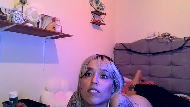 BlueStoneX's Live XXX Chat