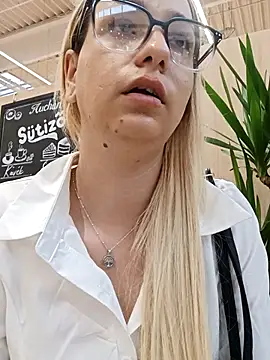 Mia_RainX Live XXX-Chat