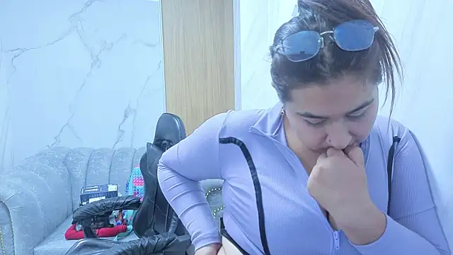 Živý XXX chat Lunafemme_tf