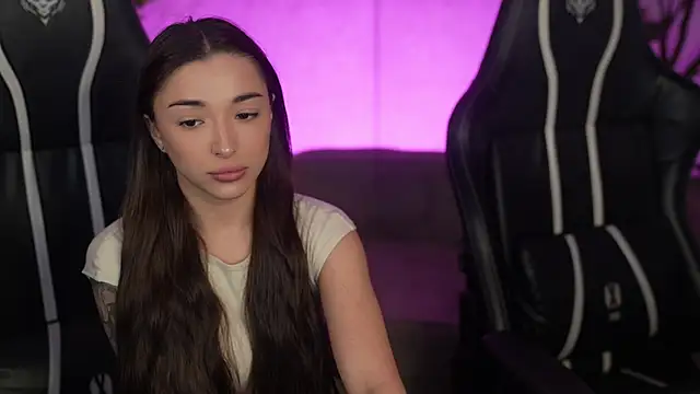 Czat XXX na żywo – Jasmine_Flow