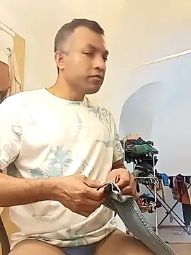 maleesa ওয়েবক্যাম শো