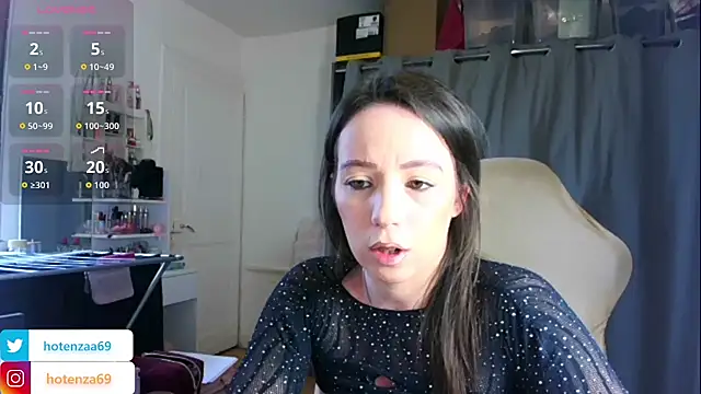 Živý XXX chat Hotenza69