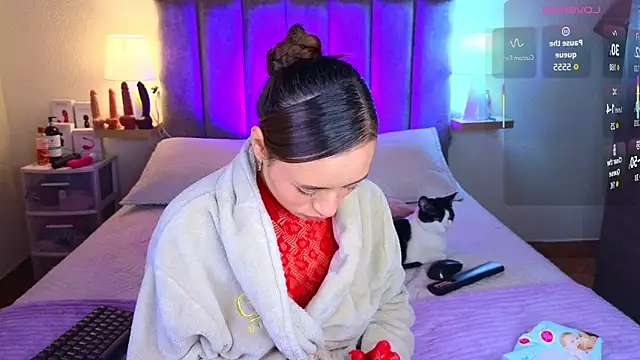 juliana-mancini élő XXX-chatje