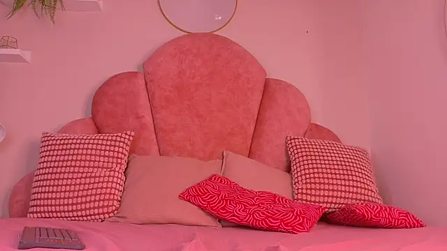 Živý XXX chat Yaraviper__