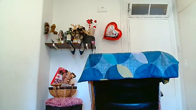 Živý XXX chat xTALLSEXYBUMx