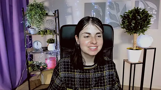 دردشة MartaEdams الجنسية المباشرة