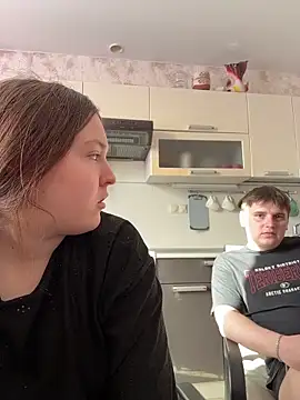 AlphaStream 라이브 XXX 채팅