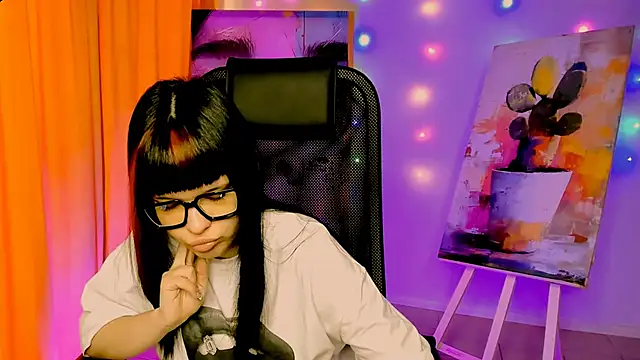 แชท XXX สดของ MeganBlosom