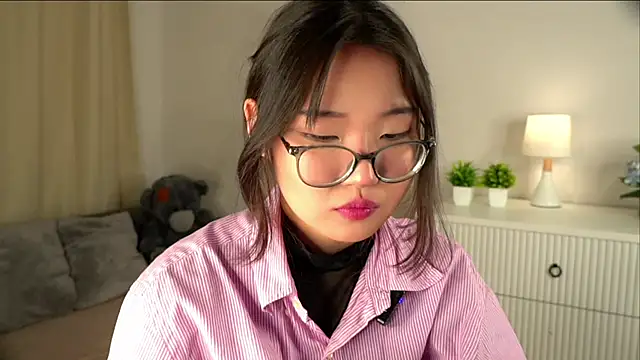 NelleMihalko Live XXX-Chat